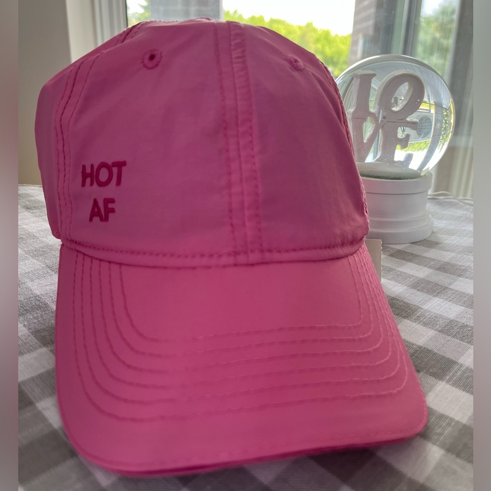 BNWT – Offline by Aerie “Hot AF” nylon baseball hat with adjustable back